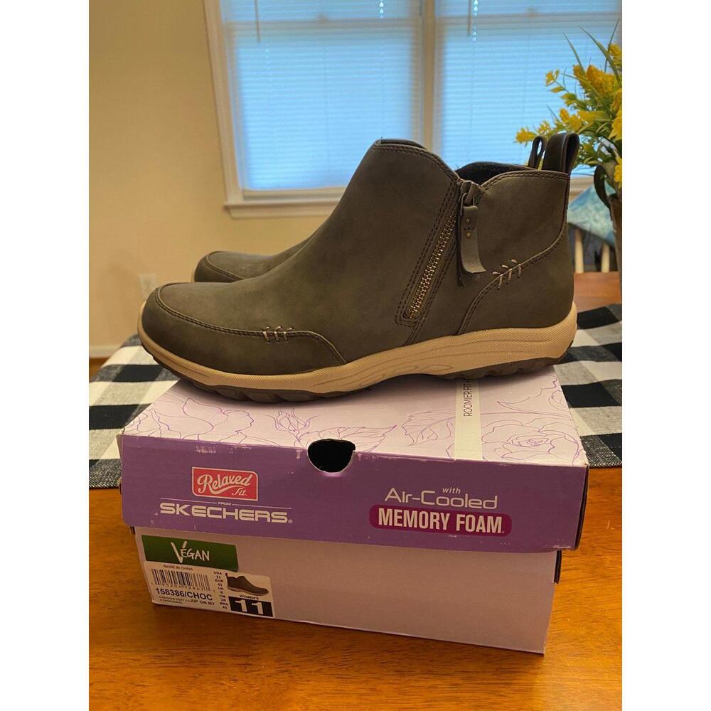 Woman’s Skechers Reggae Fest 2.0